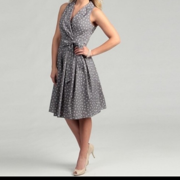 Evan Picone Dresses & Skirts - Evan Picone gray polka dot dress